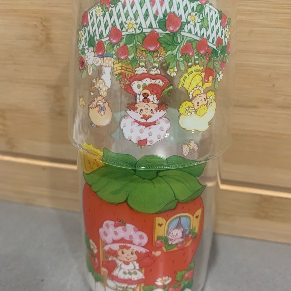 Strawberry Shortcake Glass Pitcher & Cup set